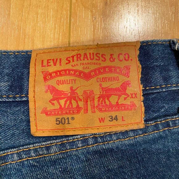 Levis 501 Denim Shorts - Picture 3 of 5